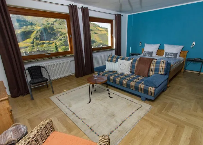 Sandra Müller 3* Burg (Bernkastel-Wittlich)