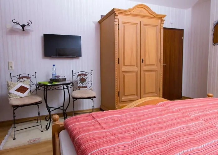 Sandra Müller 3* Burg (Bernkastel-Wittlich)